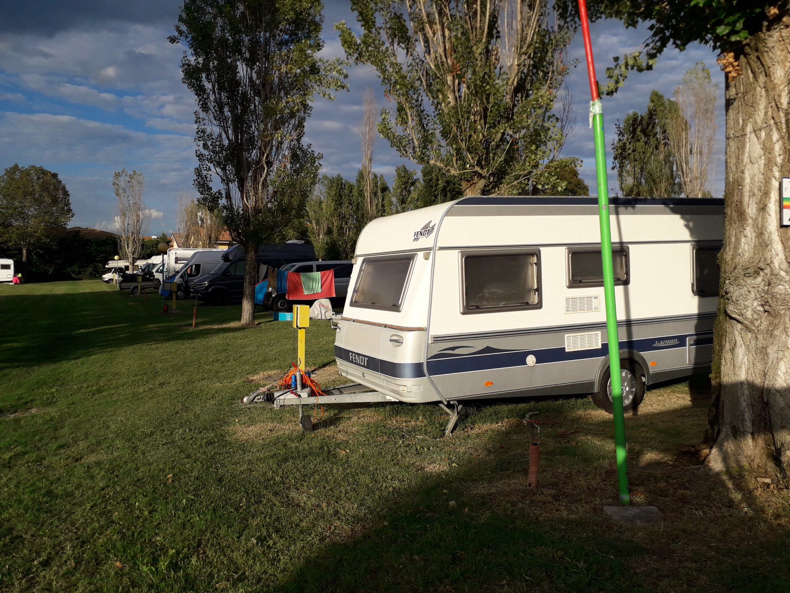 Piazzole per roulotte al Camping Girasole